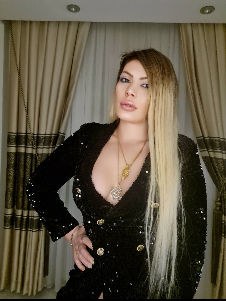 Adana Gerçek Resimli Seksi Sarışın Elit Escort HANDE - Image 22